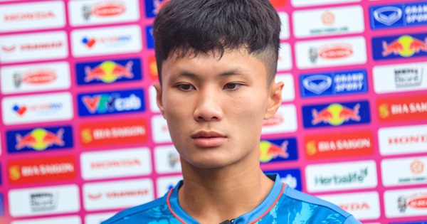 Công Phượng chia sẻ bí quyết thành công tới Nguyễn Thái Quốc Cường trước khi tham gia U23 Việt Nam