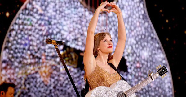 Taylor Swift: Eras Tour - Hơn 26 triệu USD tiền bán trước tại các rạp AMC