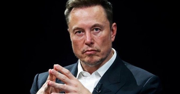 Elon Musk bị công kích dữ dội vì nghi ngờ hành vi 'lừa đảo' của Tesla